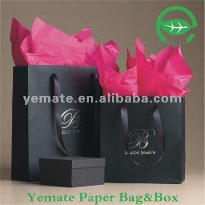 New plastic laminated black paper bag with ribbon handle for shopping gifts