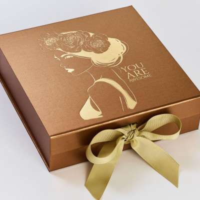 Gold Fancy Paper Custom Cardboard Paper Gift Box for Wedding dress / Clothes Storage Packaging